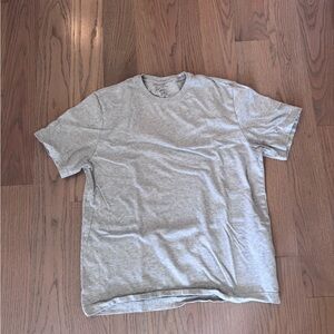Banana Republic Light Gray Men's Short Sleeve Tee